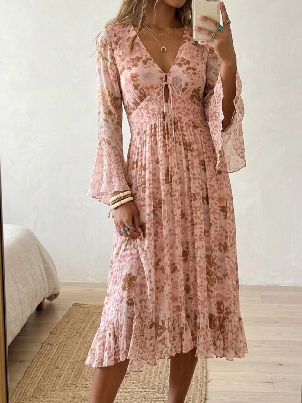ECI NEW YORK Vintage Y2K Pink Floral Crinkle Chiffon Silk Bell Sleeve Dress‎ 4